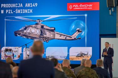 AW149_16