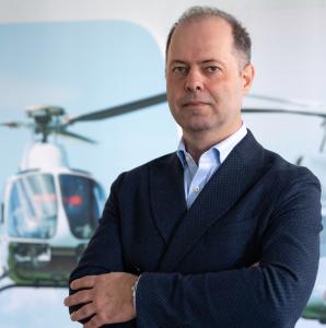 Mariusz-Wawron_720x725